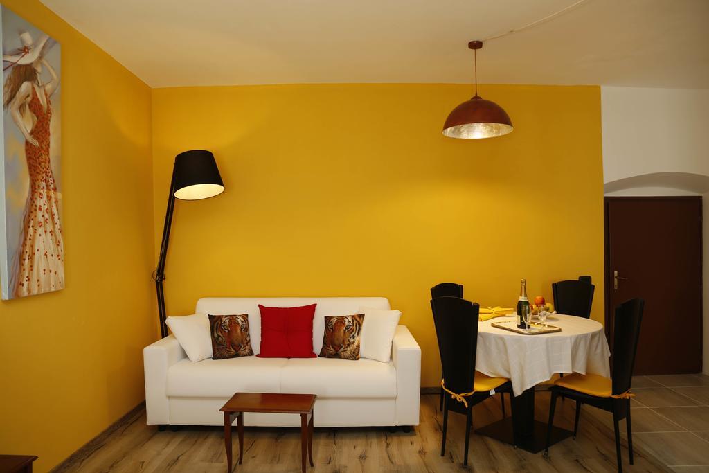 Residence Sugrac Valpicetto Exterior photo
